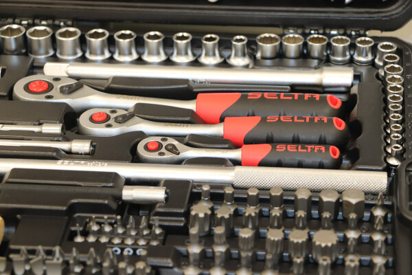 SELTA Zestaw narzędziowy 1/4" 3/8" 1/2" 179 części SE-45180