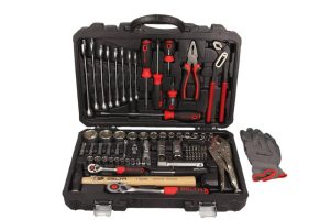 Zestaw narzędziowy SELTA SE-4572 1/4" i 1/2" 72 elementy