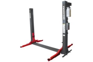 ROOKS OKG-4000RA Podnośnik dwukolumnowy elektrohydrauliczny 4T łączony dołem na ramie